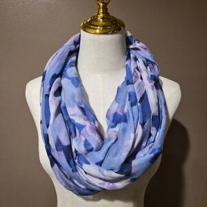 Elegant Blue and Purple Scarf